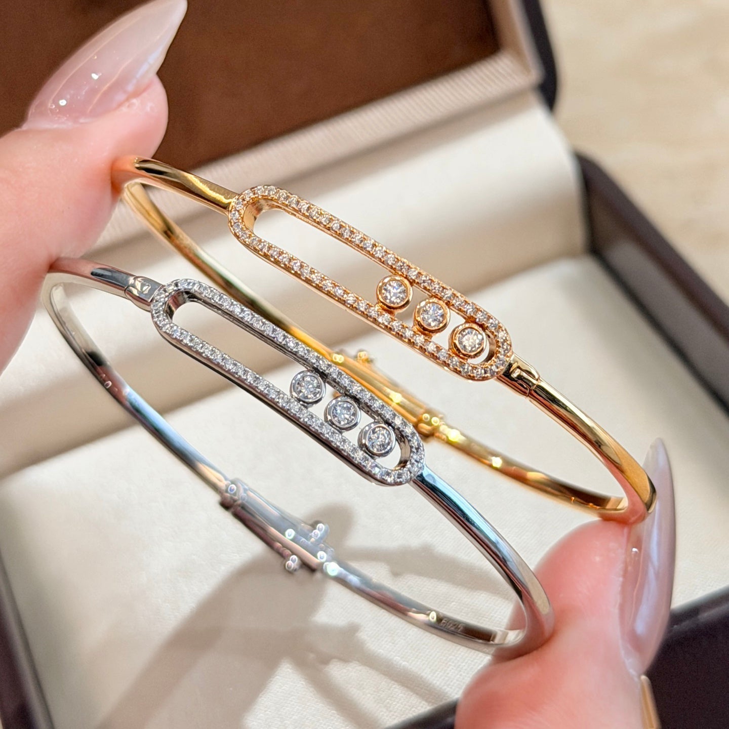 [Blue Tears Jewelry]Move Pavé Diamond Bangle Bracelet M