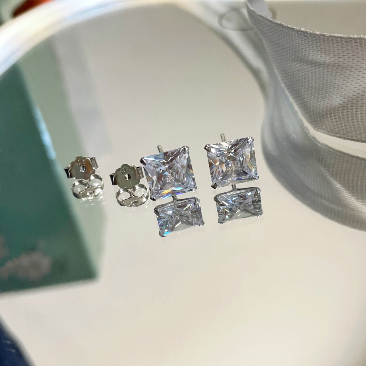 [Nova Jewelry]Ornate Square Shape Earrings