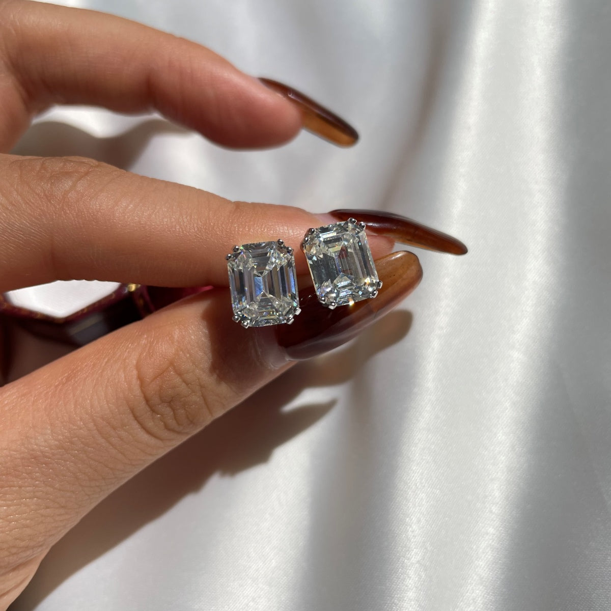 [Nova Jewelry]Dazzling Square Shape Earrings