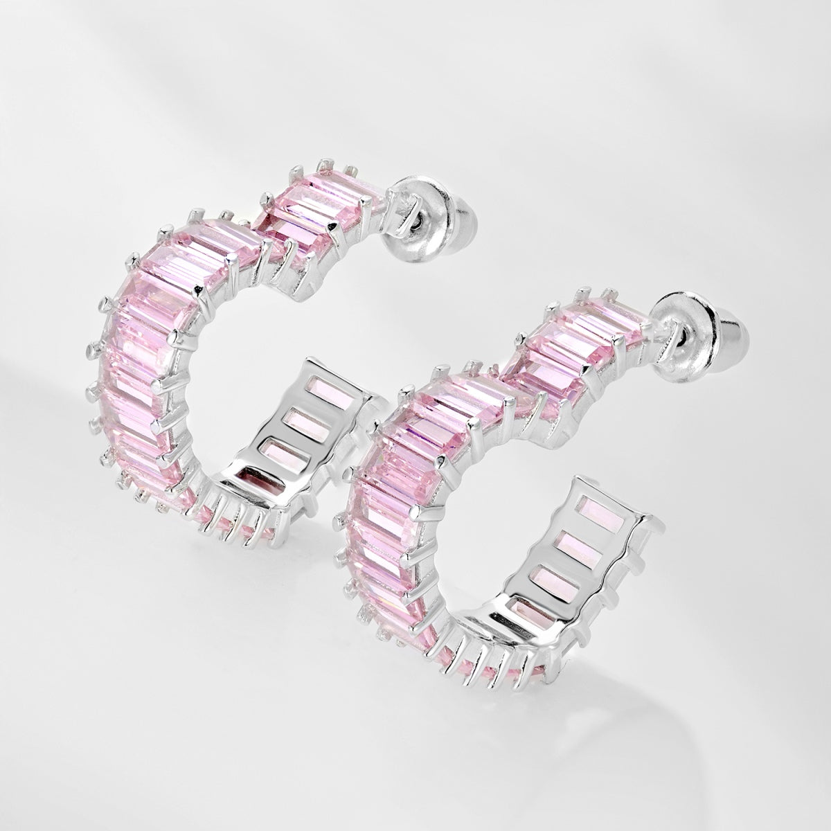 [Nova Jewelry]Radiant Heart Cutout Earrings