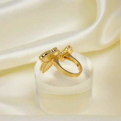 [BLUE TEARS]LUCKY BETWEEN THE FINGER RING