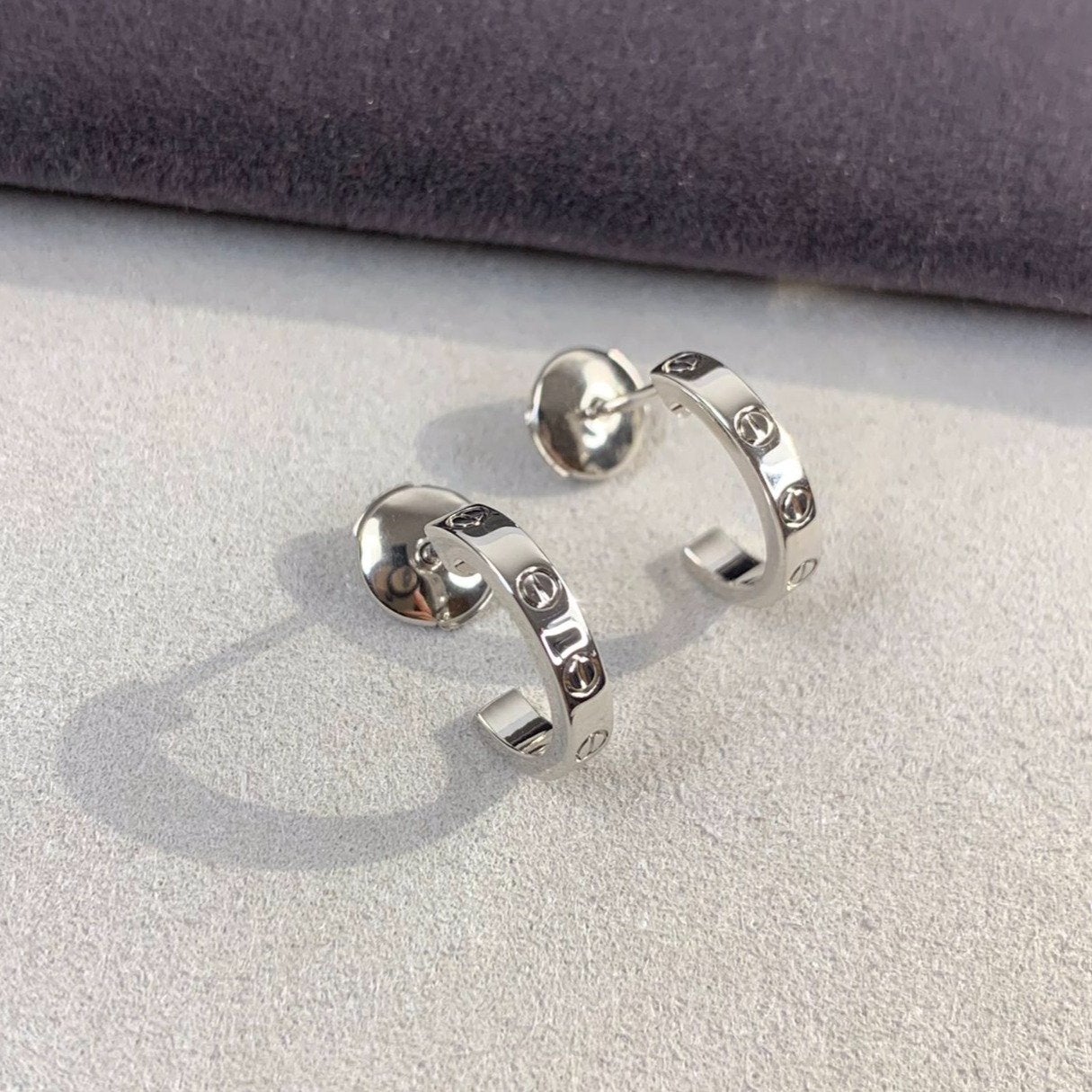 [BLUE TEARS]LOVE EARRINGS 2.65MM SILVER