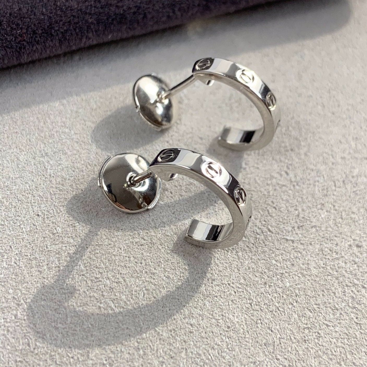 [BLUE TEARS]LOVE EARRINGS 2.65MM SILVER
