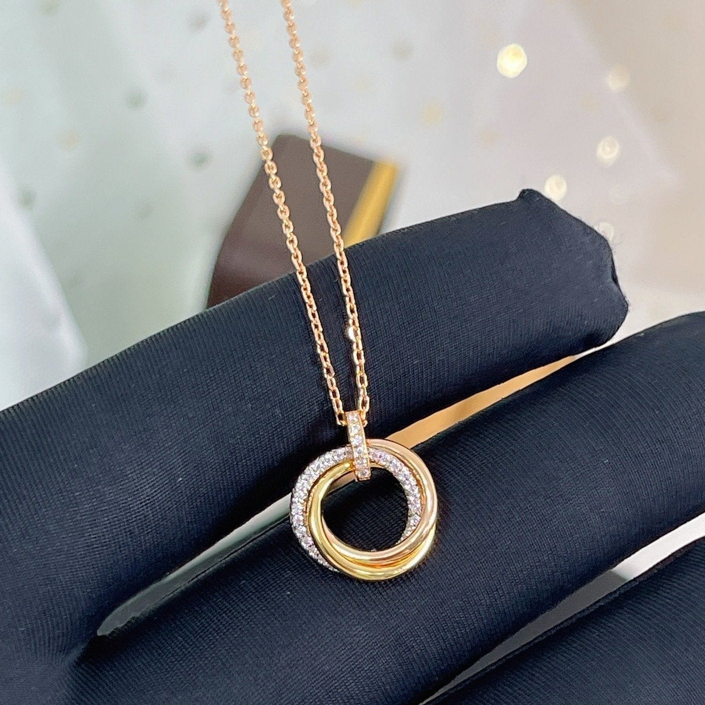 [BLUE TEARS]TRINITY NECKLACE SILVER GOLD PINK GOLD DIAMONDS