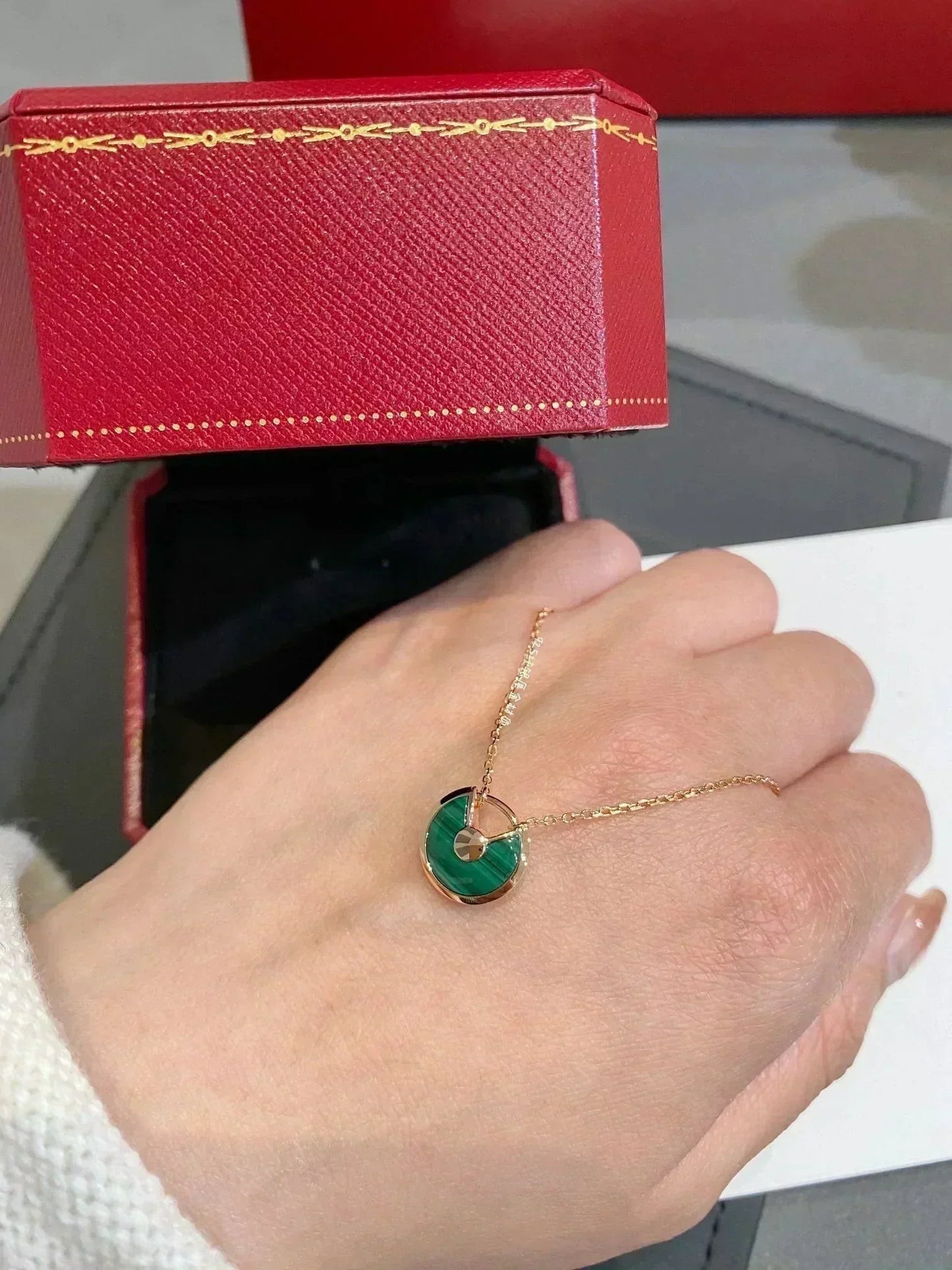 [BLUE TEARS]AMULETTE ROSE GOLD MALACHITE NECKLACE