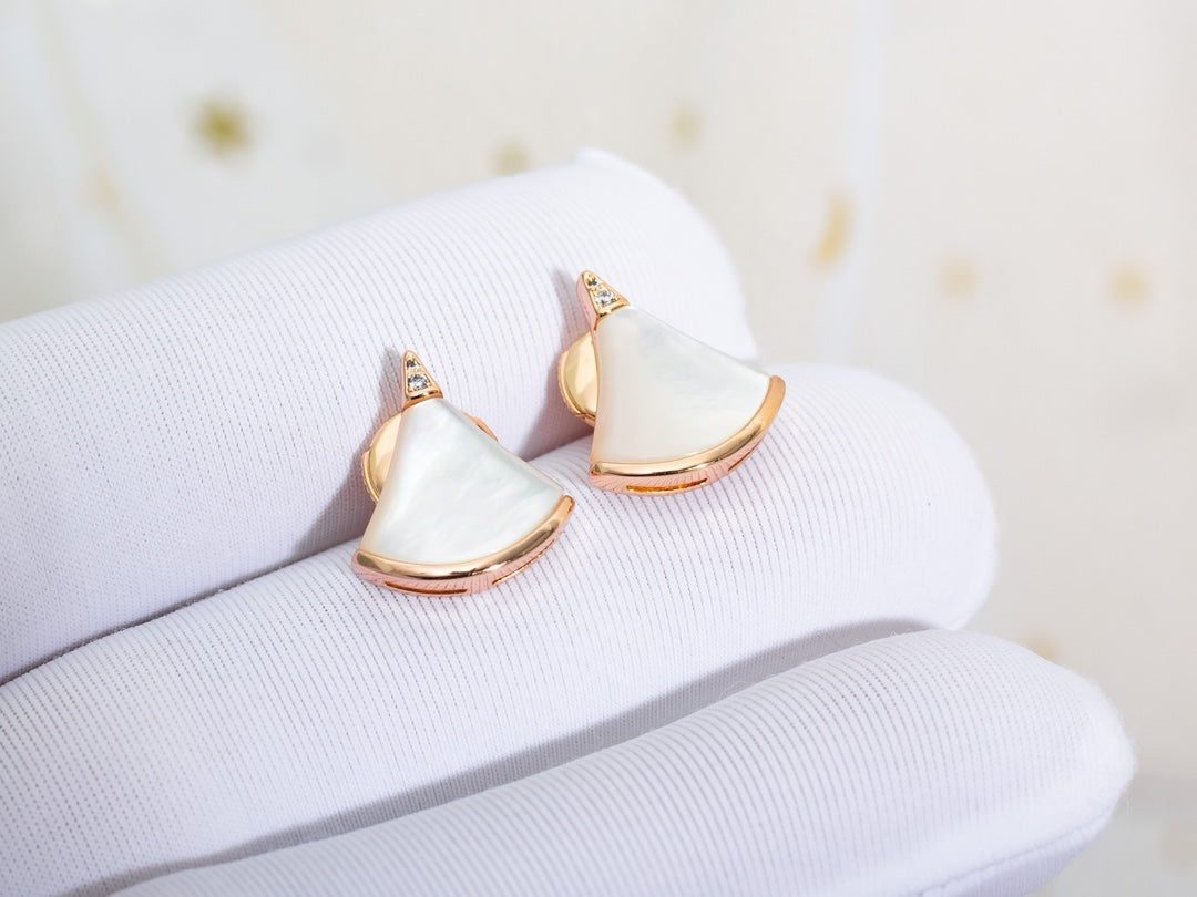 [BLUE TEARS]DIVAS DREAM EARRINGS PINK GOLD