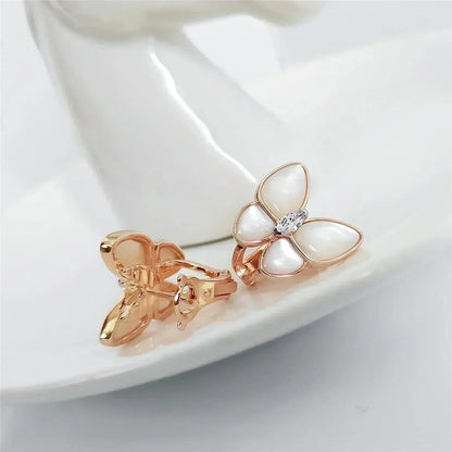 [BLUE TEARS]BUTTERFLY MOP DIAMOND EARRINGS