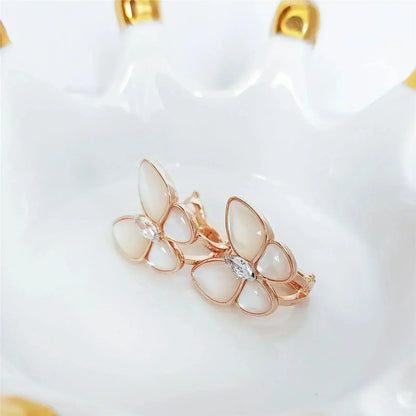[BLUE TEARS]BUTTERFLY MOP DIAMOND EARRINGS