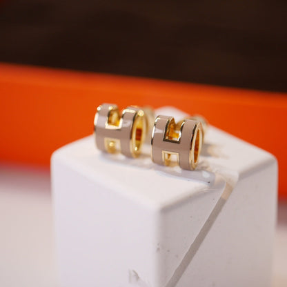 [BLUE TEARS]MINI POP H GOLD EARRINGS GREY