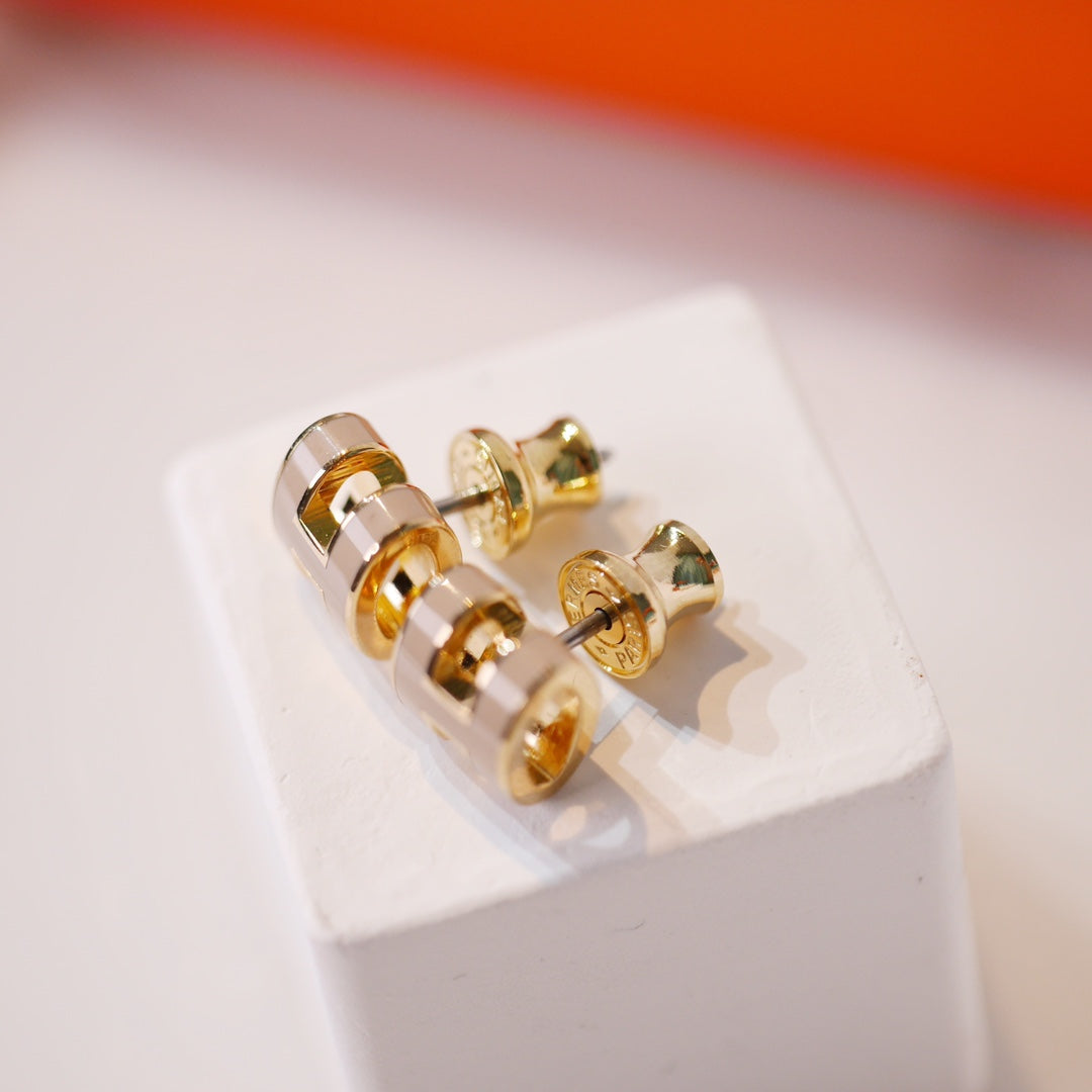 [BLUE TEARS]MINI POP H GOLD EARRINGS GREY