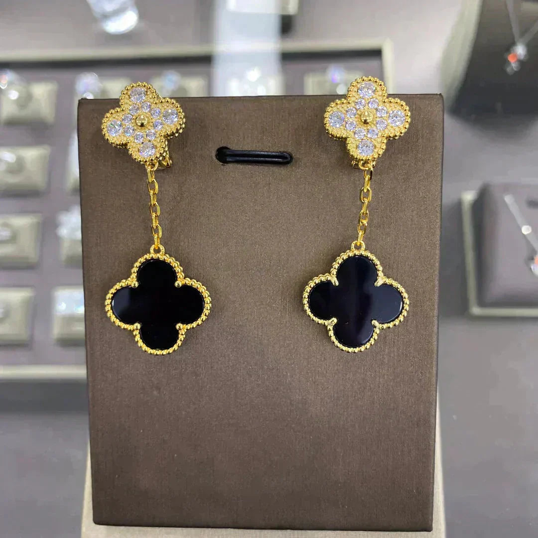 [BLUE TEARS]CLOVER  2 MOTIFS  DIAMOND  EARRINGS (MULTIPLE CHOICESç´