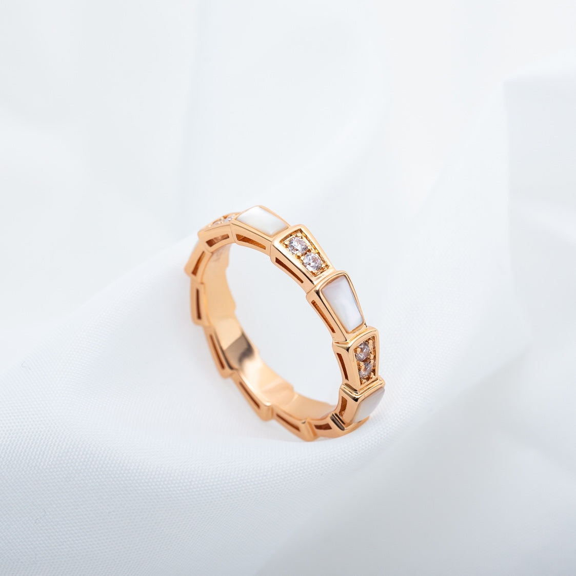 [BLUE TEARS]SERPENTI RING PINK GOLD DIAMOND MOP 3MM