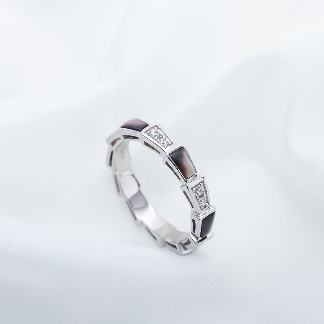 [BLUE TEARS]SERPENTI RING SILVER  DIAMOND BLACK MOP 3MM