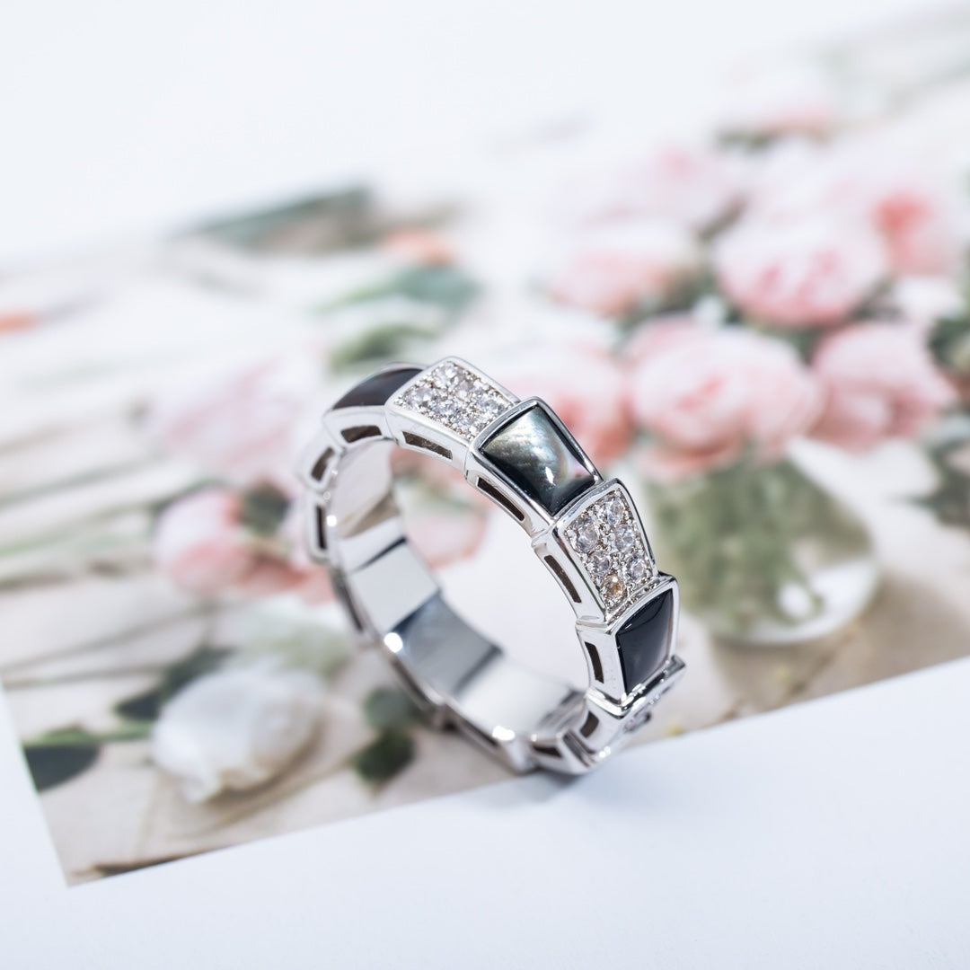 [BLUE TEARS]SERPENTI RING SILVER DIAMOND BLACK MOP 4MM