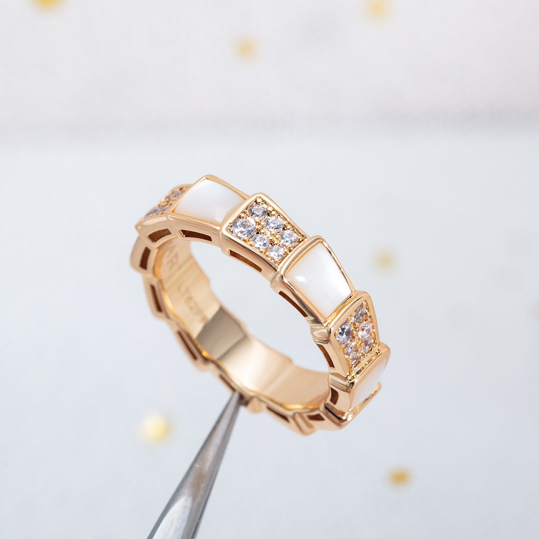 [BLUE TEARS]SERPENTI RING PINK GOLD MOP DIAMOND PAVED 4MM