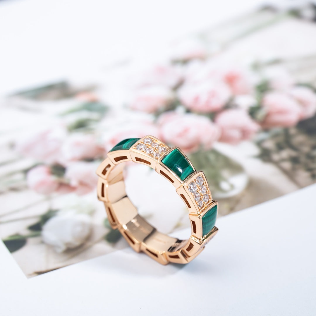 [BLUE TEARS]SERPENTI RING PINK GOLD MALACHITE DIAMOND PAVED 4MM