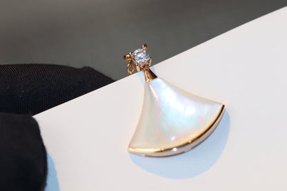 [BLUE TEARS]DREAM NECKLACE WHITE MOP PINK GOLD 1 DIAMOND