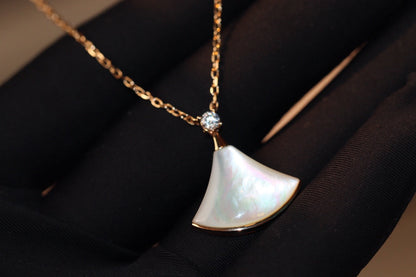 [BLUE TEARS]DREAM NECKLACE WHITE MOP PINK GOLD 1 DIAMOND