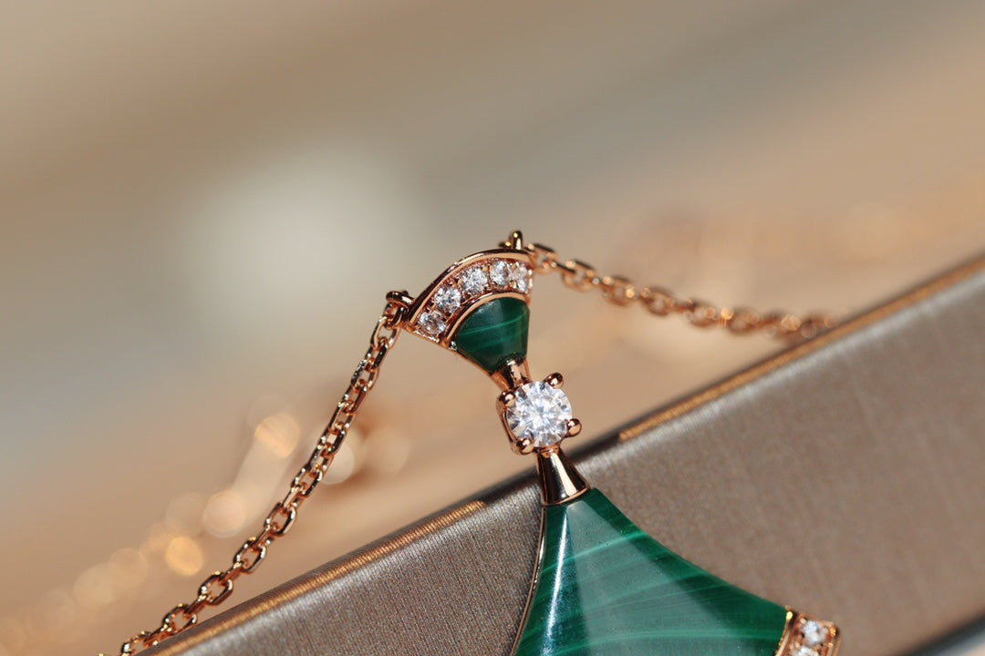 [BLUE TEARS]DREAM NECKLACE MALACHITE DIAMOND