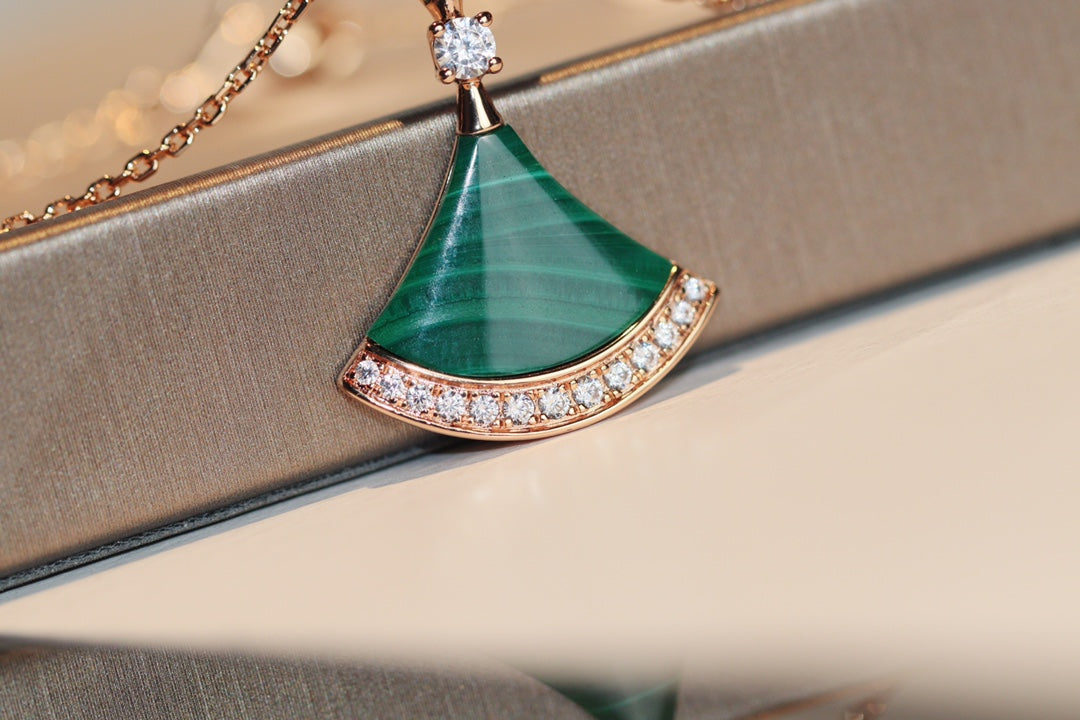 [BLUE TEARS]DREAM NECKLACE MALACHITE DIAMOND