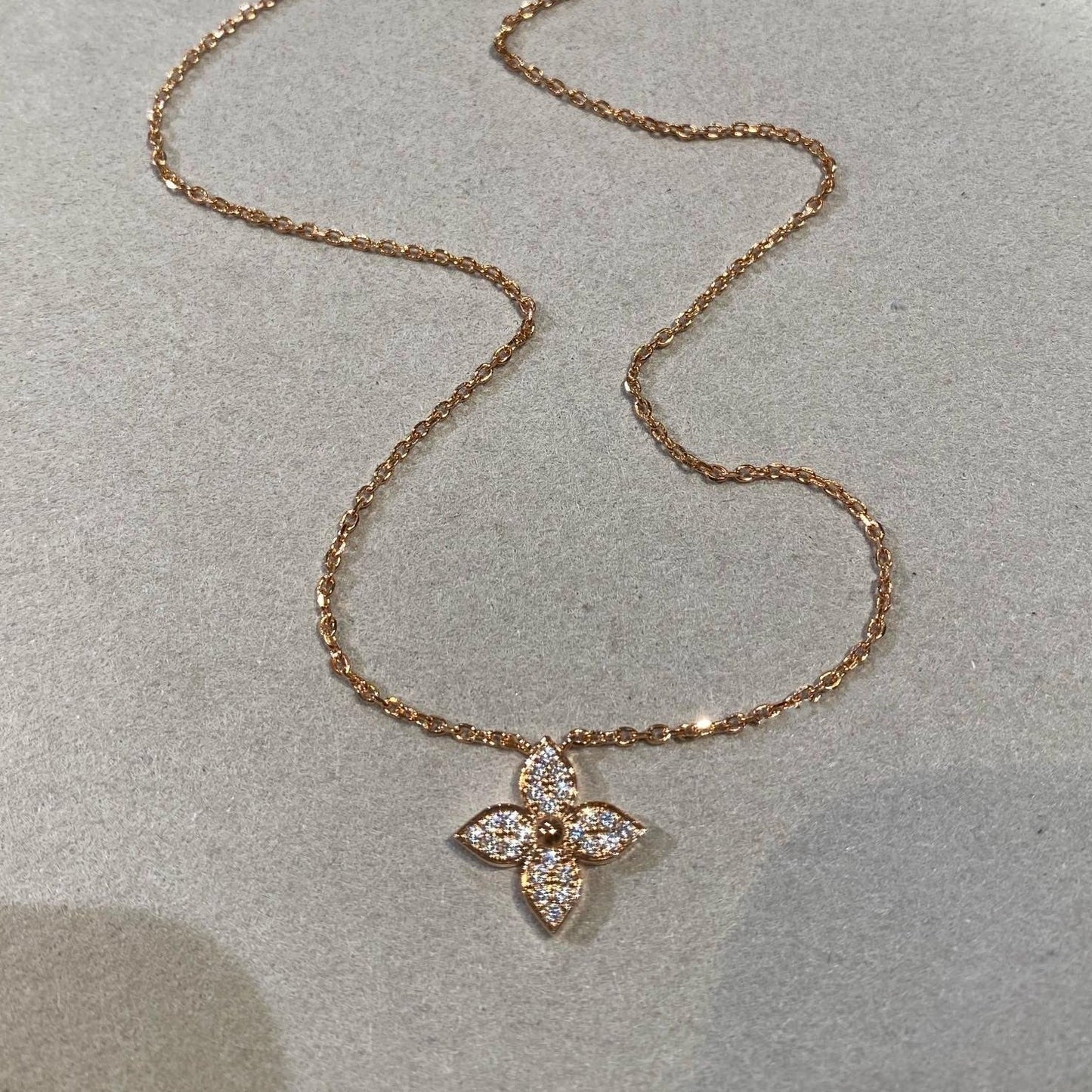 [BLUE TEARS]STAR DIAMOND NECKALCE