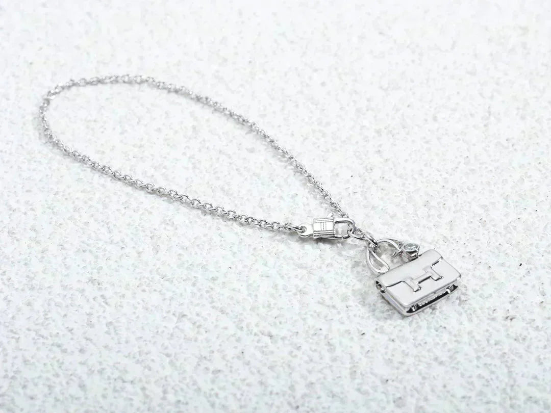 [BLUE TEARS]AMULETTE PEDANT SILVER NECKLACE