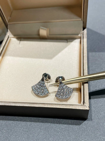 [BLUE TEARS]DREAM STUD EARRINGS DIAMOND