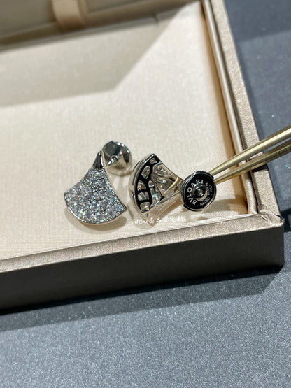 [BLUE TEARS]DREAM STUD EARRINGS DIAMOND
