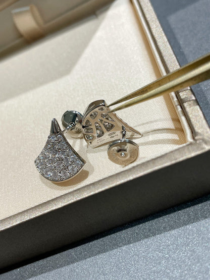 [BLUE TEARS]DREAM STUD EARRINGS DIAMOND