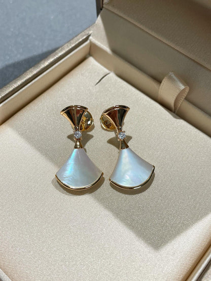 [BLUE TEARS]DREAM MOP 1 DIAMOND EARRINGS