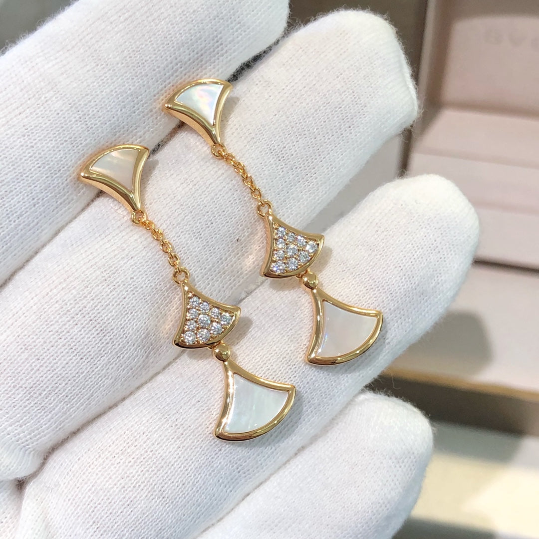 [BLUE TEARS]DREAM EARRINGS 3 MOTIFS DIAMOND MOP PINK GOLD