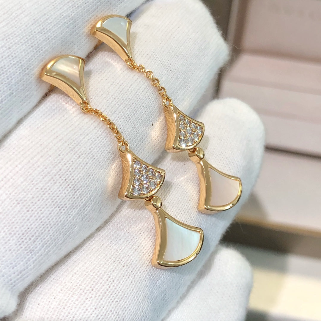 [BLUE TEARS]DREAM EARRINGS 3 MOTIFS DIAMOND MOP PINK GOLD
