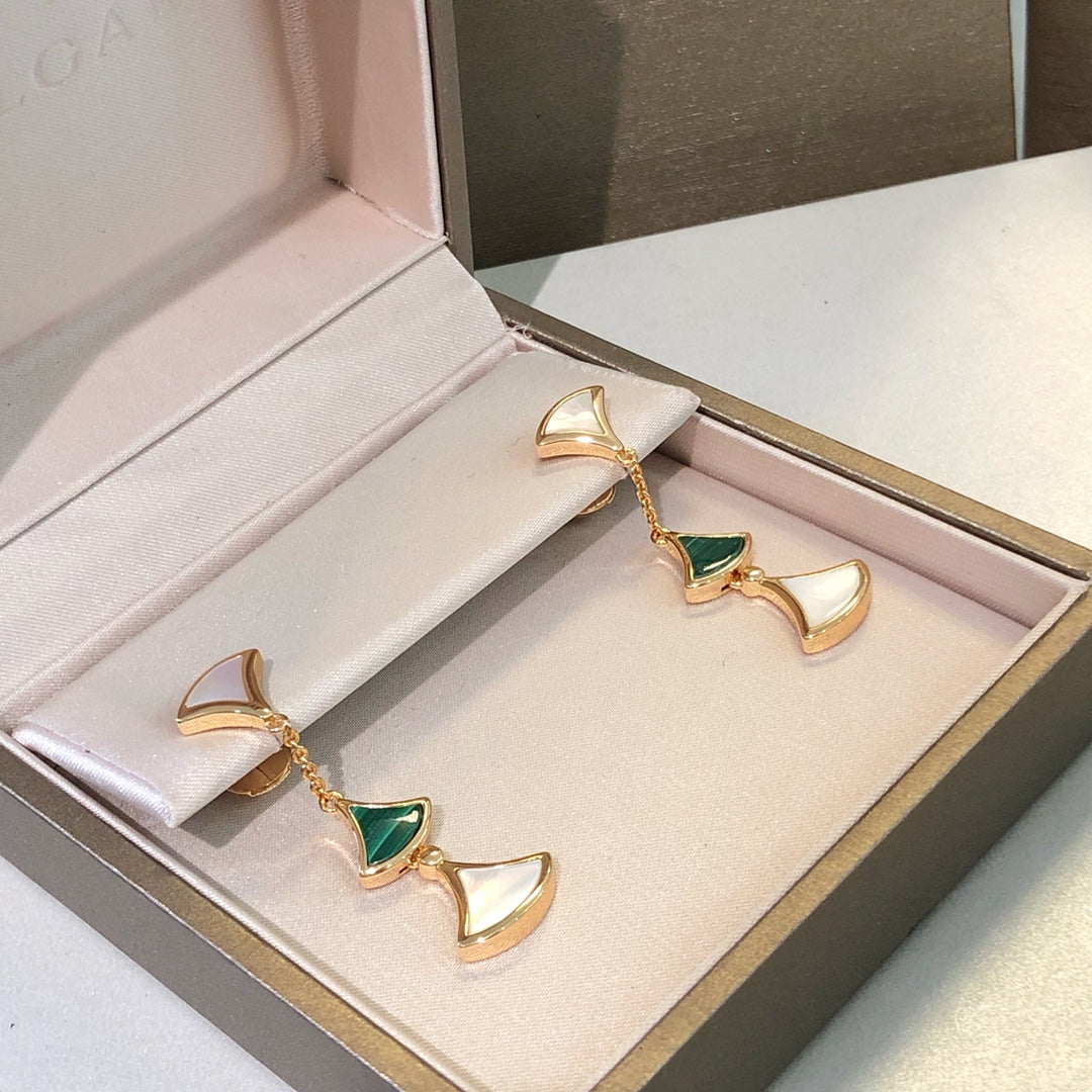 [BLUE TEARS]DREAM EARRINGS 3 MOTIFS MALACHITE MOP PINK GOLD