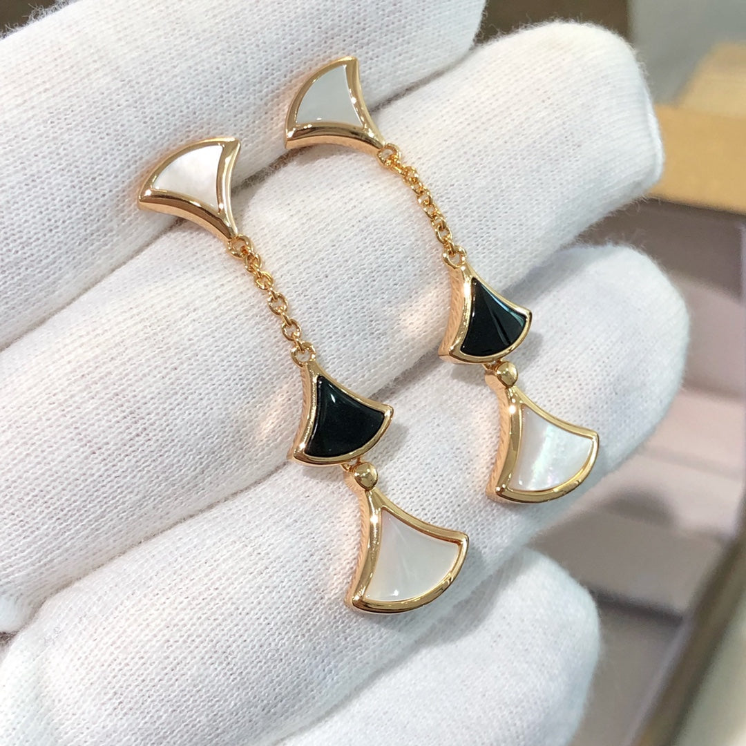 [BLUE TEARS]DREAM EARRINGS 3 MOTIFS ONYX MOP PINK GOLD