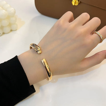 [BLUE TEARS]PANTHERE GOLD OPEN BRACELET