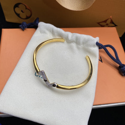 [BLUE TEARS]VOLTE UPSITE DOWN DIAMOND GOLD OPEN BRACELET