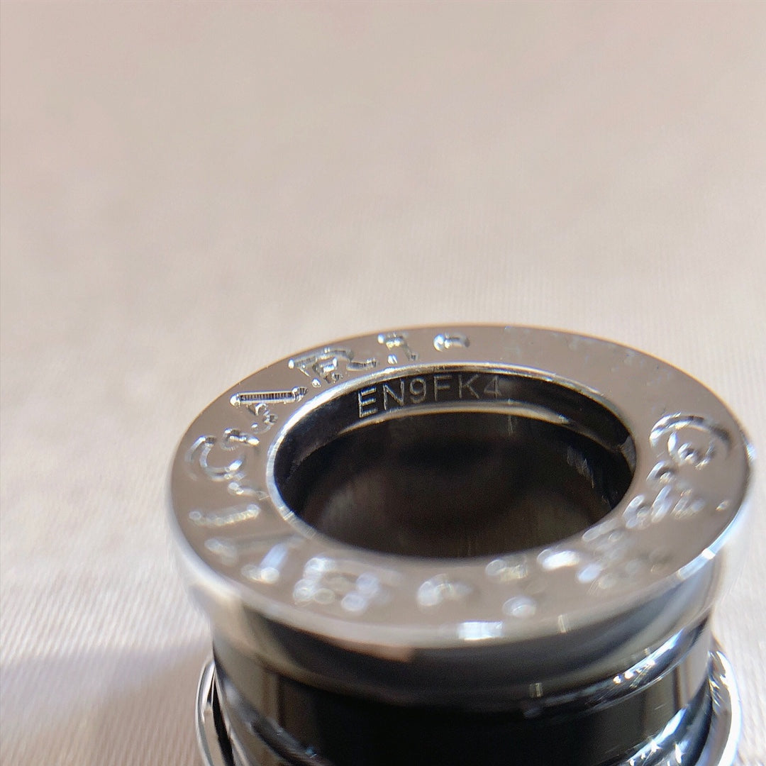 [BLUE TEARS]ZERO 1 BLACK CERAMIC SILVER NECKLACE