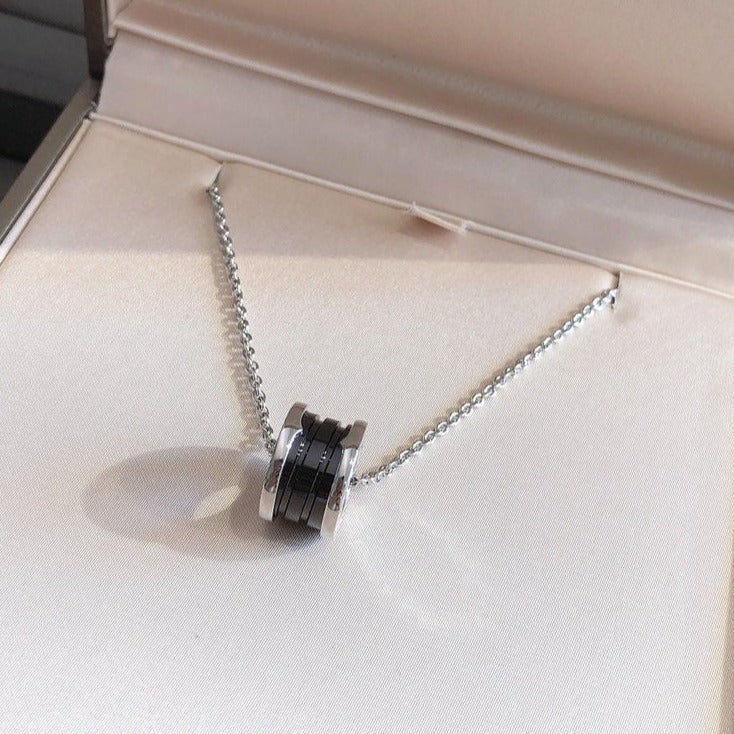[BLUE TEARS]ZERO 1 BLACK CERAMIC SILVER NECKLACE