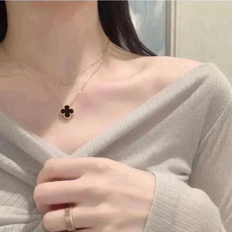 [BLUE TEARS]CLOVER 15MM BLACK ONYX SINGLE FLOWER NECKLACE