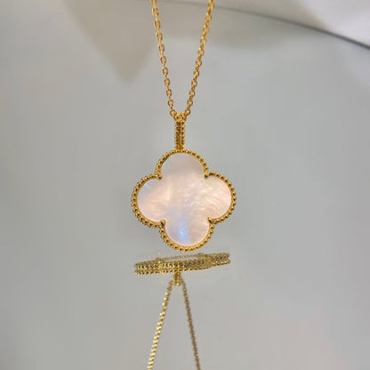 [BLUE TEARS]CLOVER 25MM MOP LARGE PENDANT NECKLACE