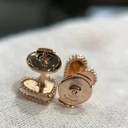 [BLUE TEARS]HEART CARNELIAN STUD EARRINGS