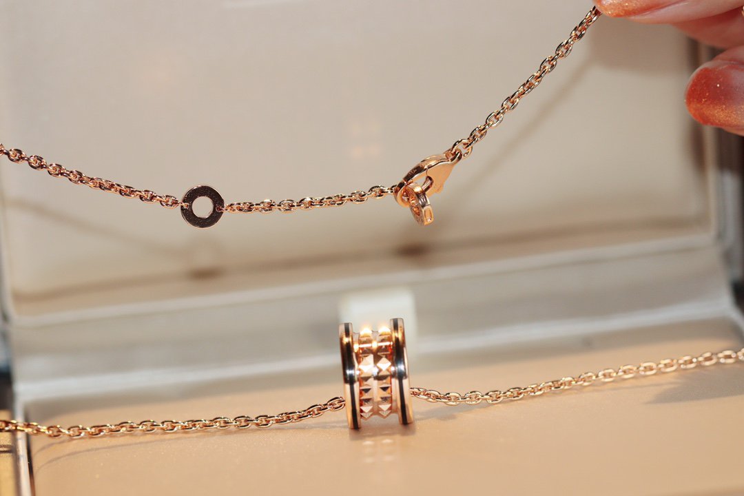 [BLUE TEARS]ZERO 1 ROCK PEDANT PINK GOLD BLACK NECKLACE