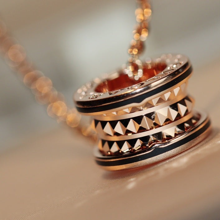 [BLUE TEARS]ZERO 1 ROCK PEDANT PINK GOLD BLACK NECKLACE