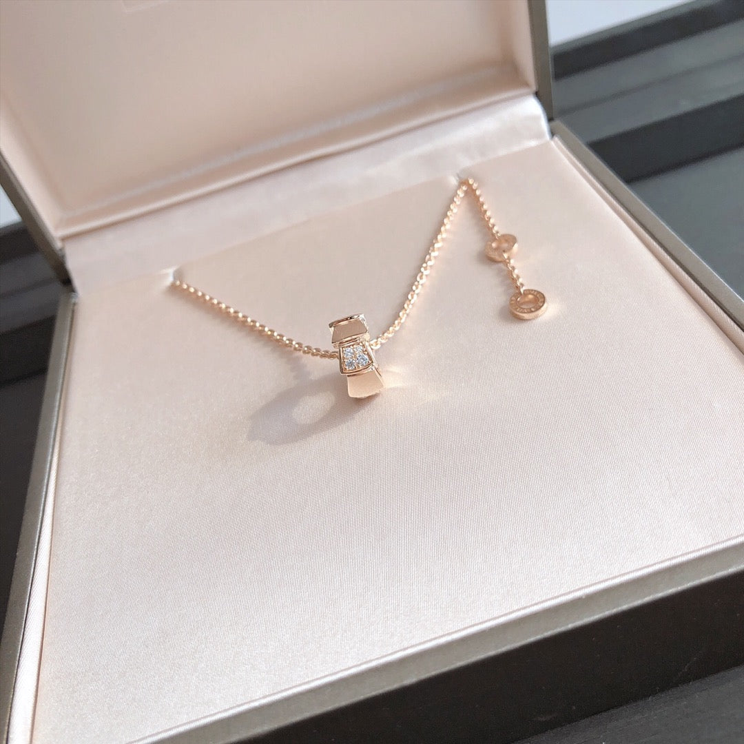 [BLUE TEARS]SERPENTI PEDANT DIAMOND PINK GOLD NECKLACE
