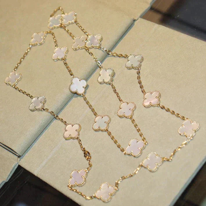 [BLUE TEARS]CLOVER 20 MOTIFS WHITE MOP NECKLACE