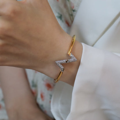 [BLUE TEARS]VOLTE UPSITE DOWN GOLD DIAMOND BRACELET