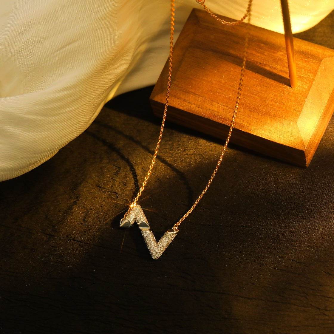 [BLUE TEARS]VOLT SILVER DIAMOND PEDANT NECKLACE