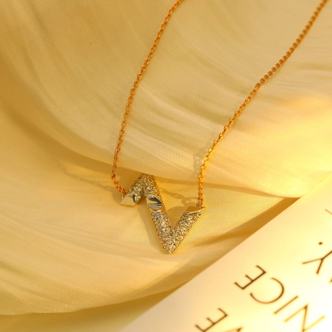 [BLUE TEARS]VOLT SILVER DIAMOND PEDANT NECKLACE