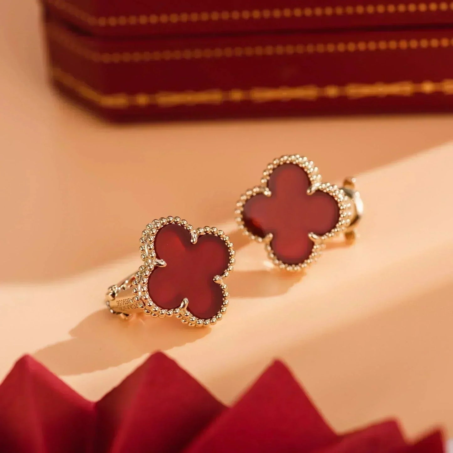 [BLUE TEARS]CLOVER MEDIUM 1 MOTIFS CARNELIAN  EARRINGS