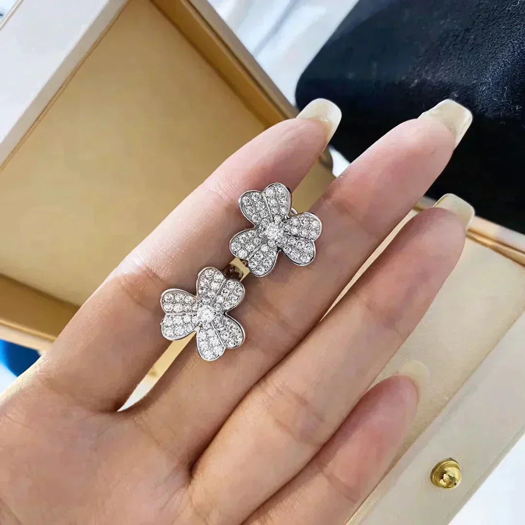[BLUE TEARS]CLOVER COMOS DIAMOND EARRINGS SILVER